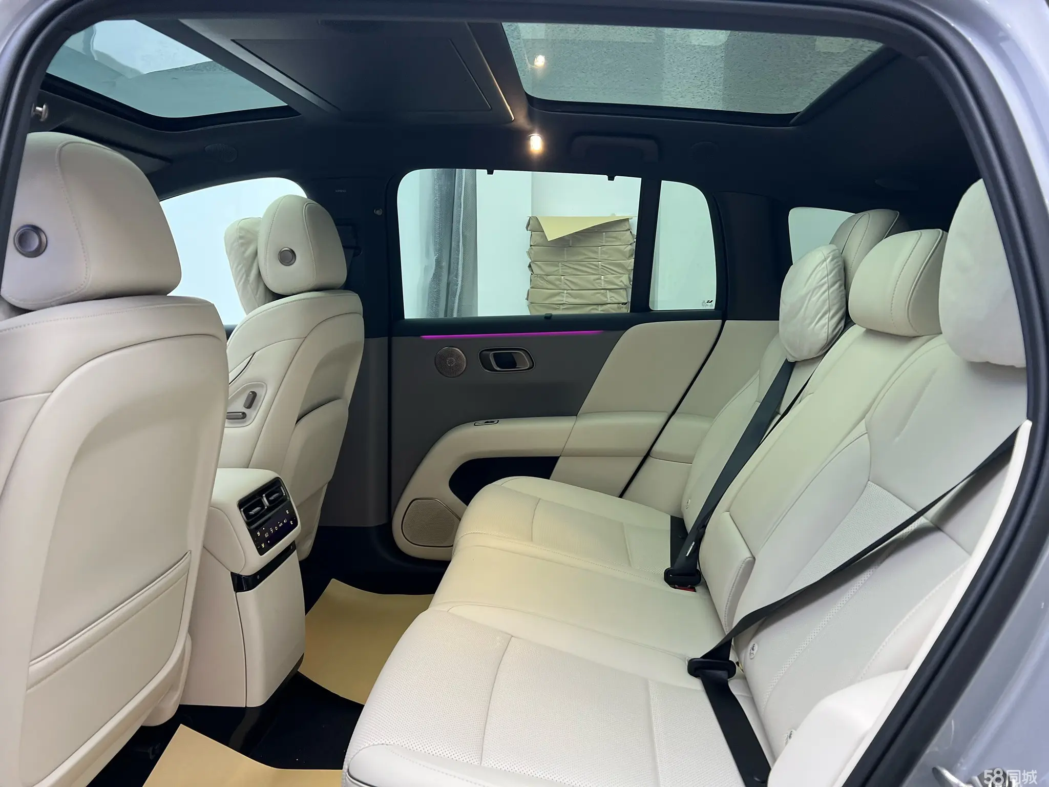 Li i6 2025 immagine di auto #10