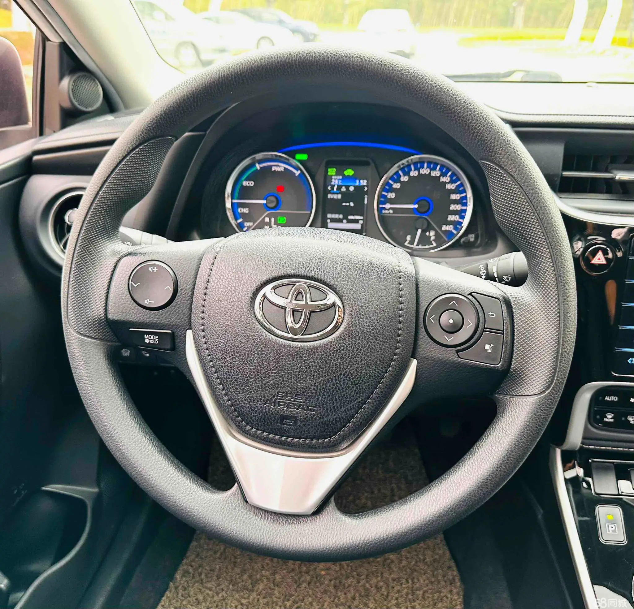 Toyota Corolla Hybird E+ 2019 immagine di auto #10