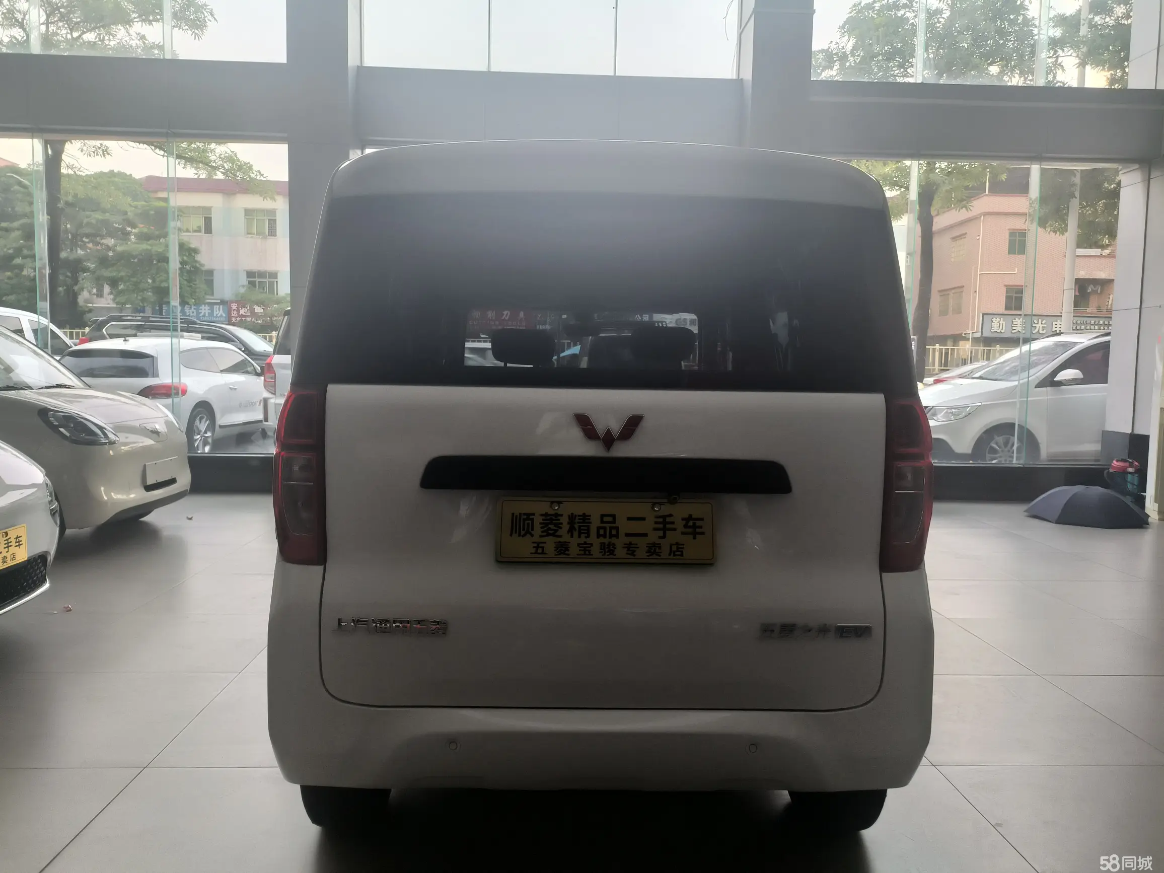 五菱汽车 五菱之光新能源 2025 汽车图片 #10