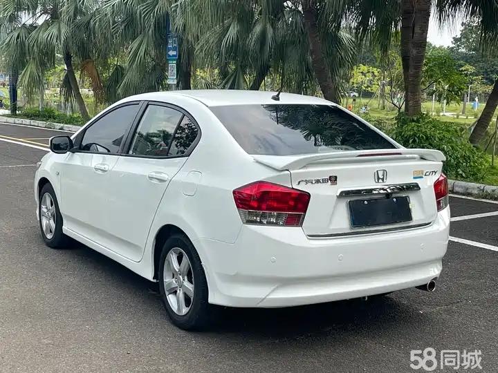 Honda City Classic 2011 #10 Honda City Classic 2011 car image #10