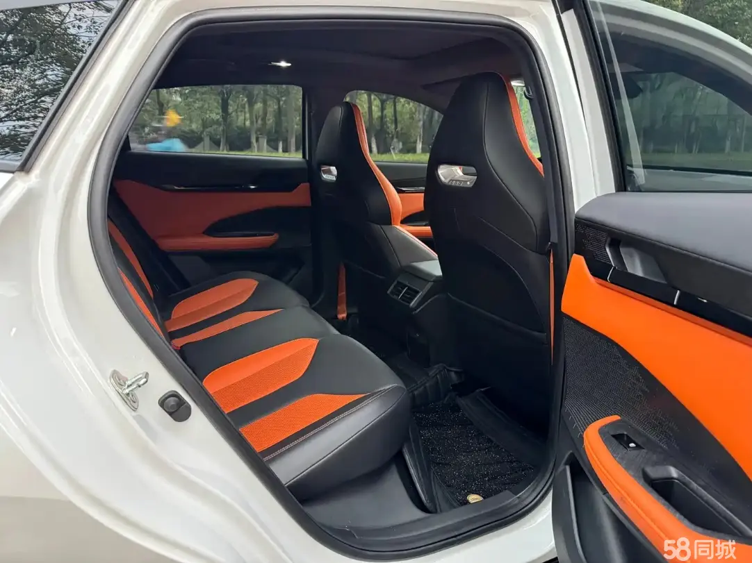 Changan UNI-V 2023 صورة سيارة #10