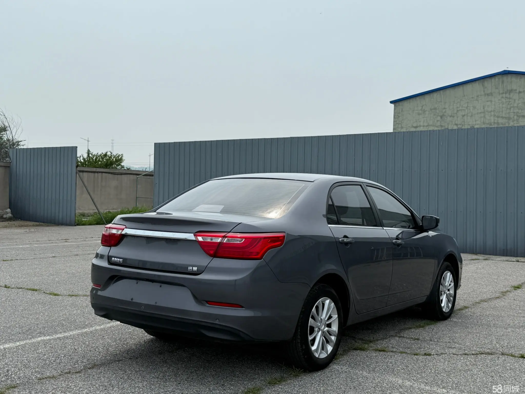 GEELY Vision 2021 car image #10