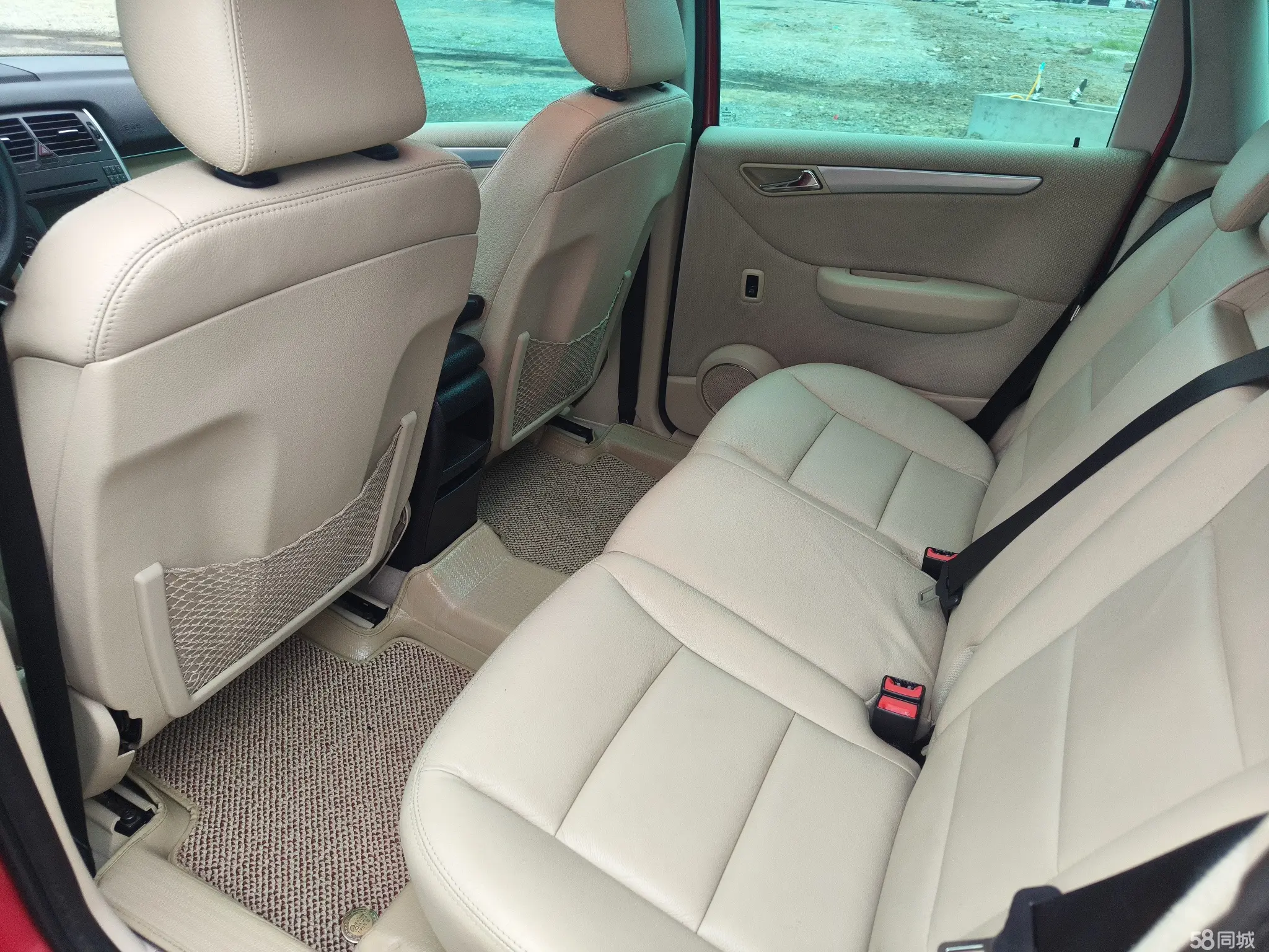 Mercedes-Benz B Class 2010 #10 Mercedes-Benz B Class 2010 car image #10