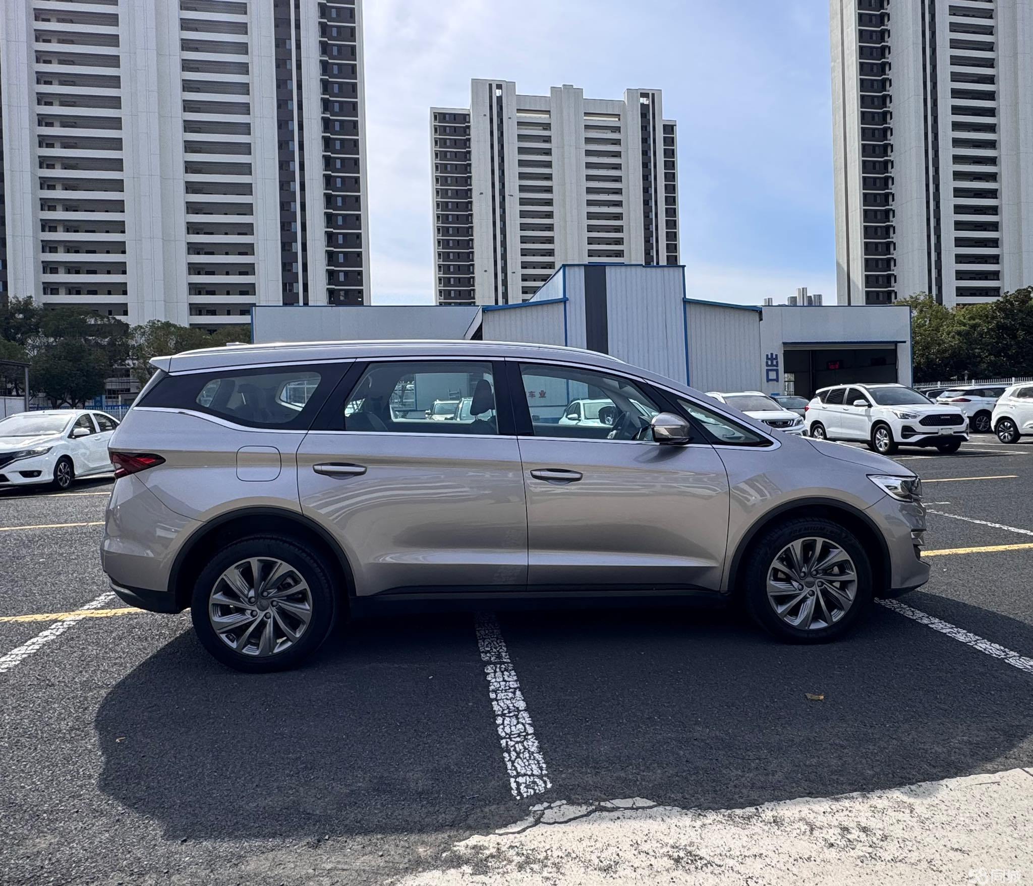 GEELY JiaJi 2020 car image #10