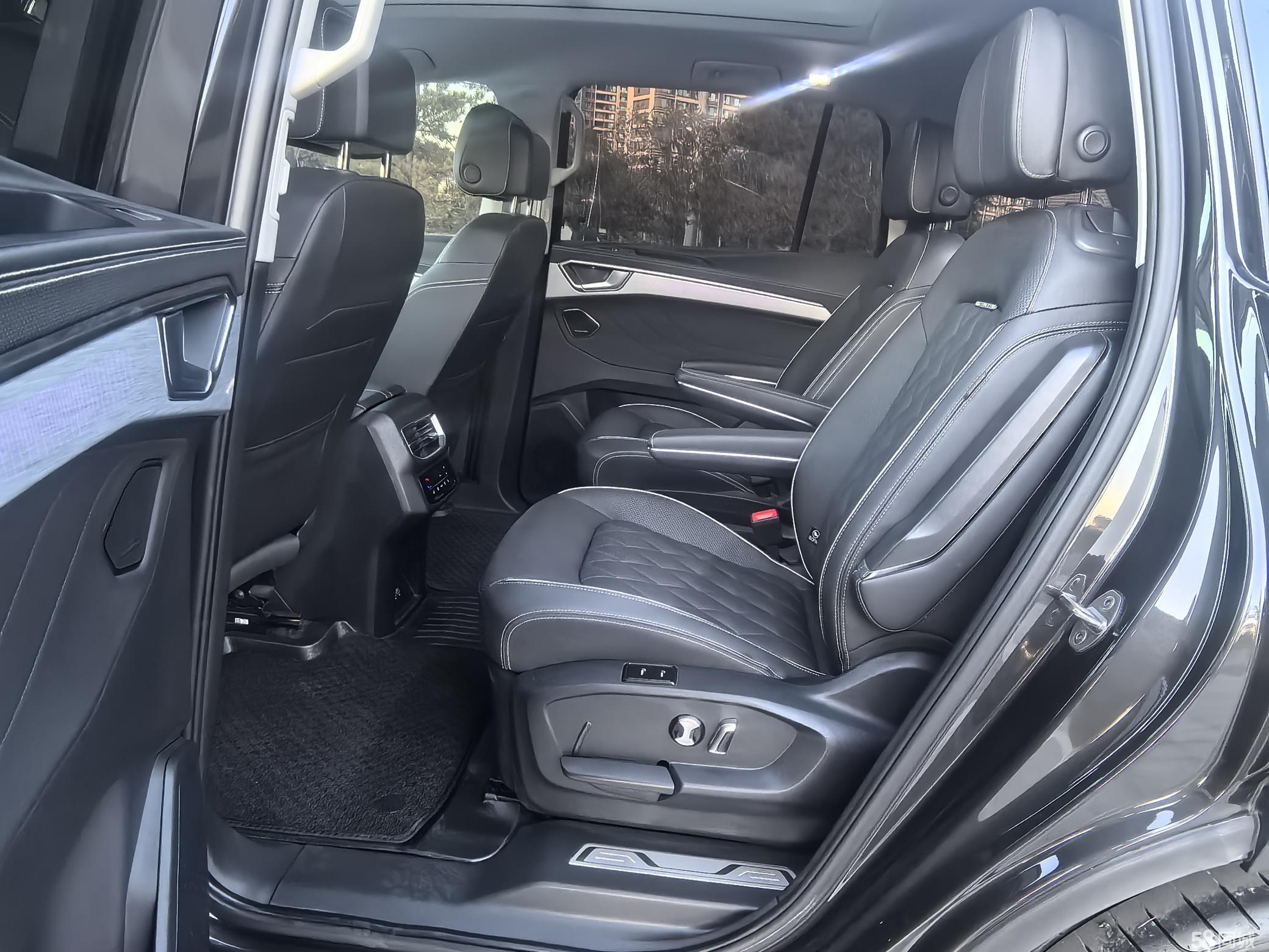 Volkswagen Talagon 2023 #10 Volkswagen Talagon 2023 immagine di auto #10