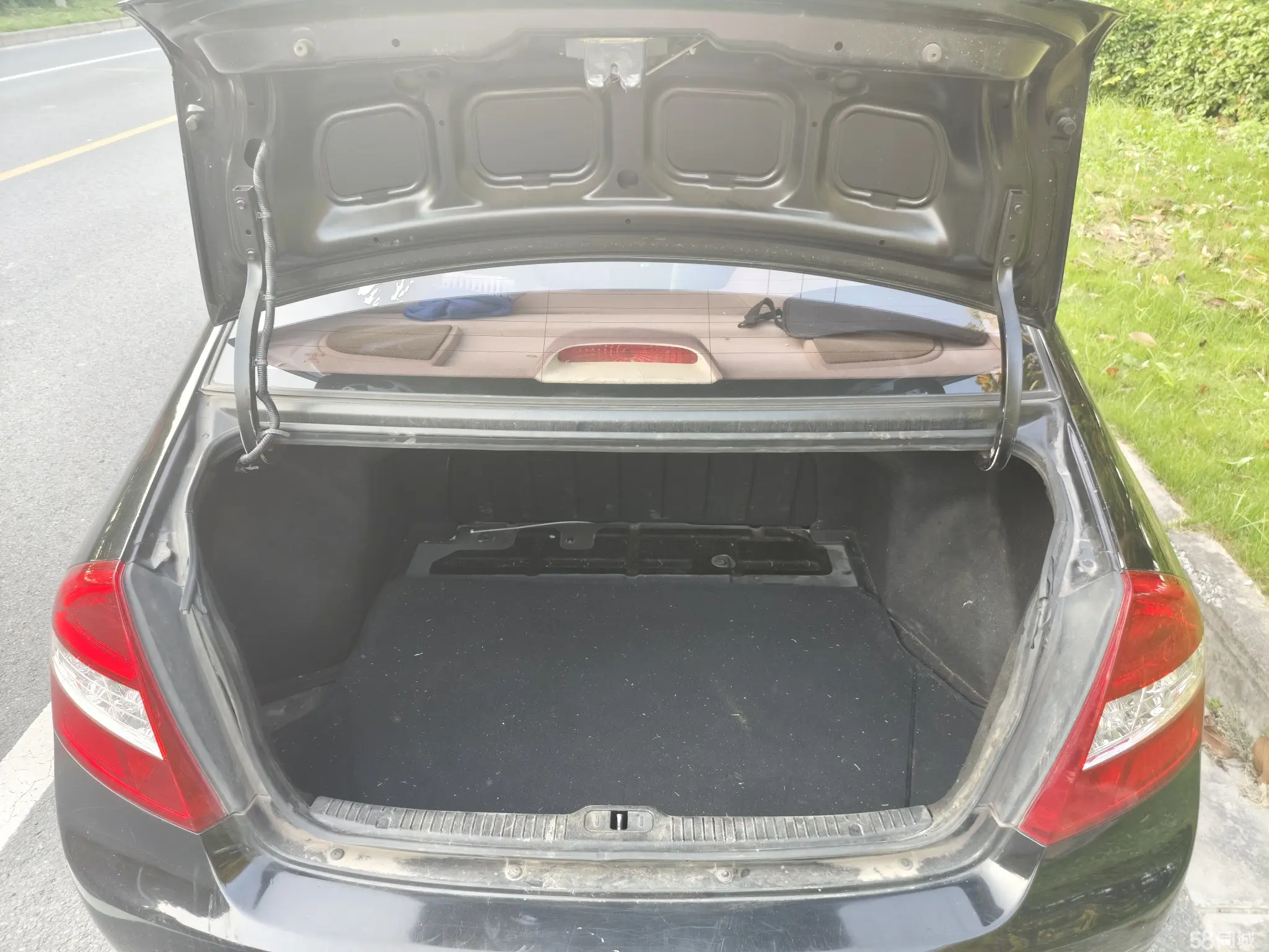 Kia Cerato 2012 imagen de coche #10