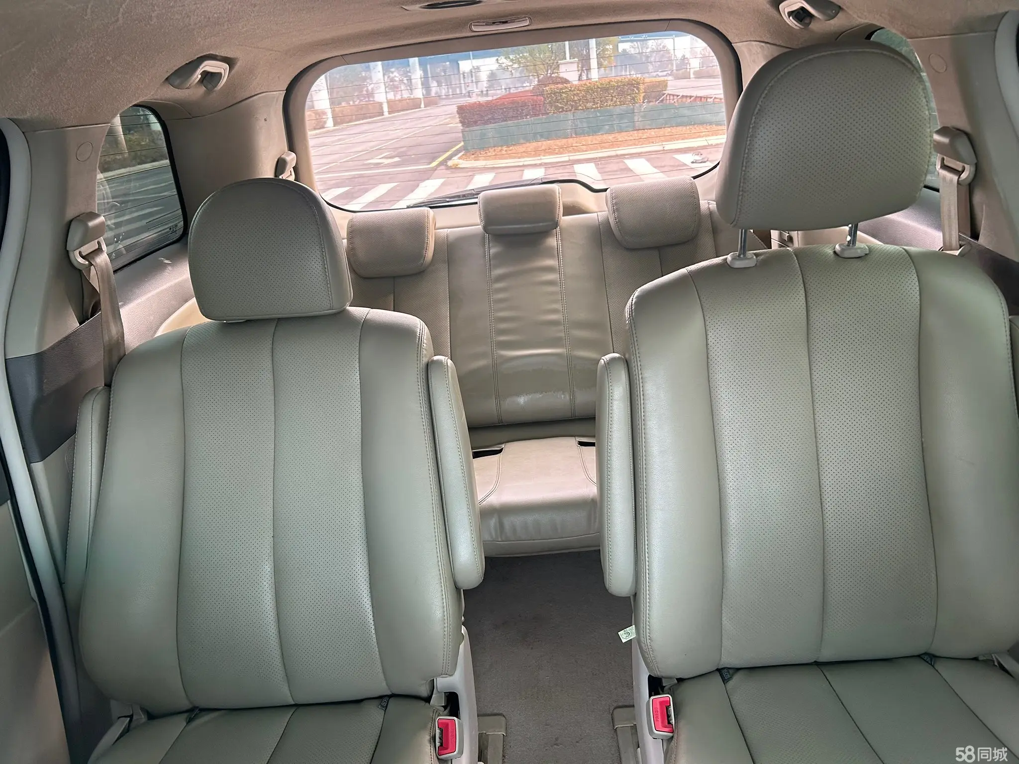 BYD M6 2014 صورة سيارة #10