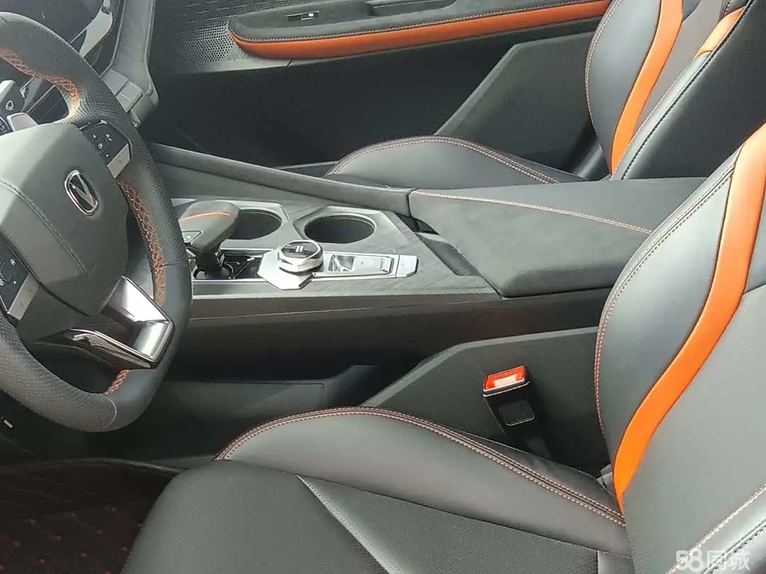 长安 长安UNI-V 2021 汽车图片 #10