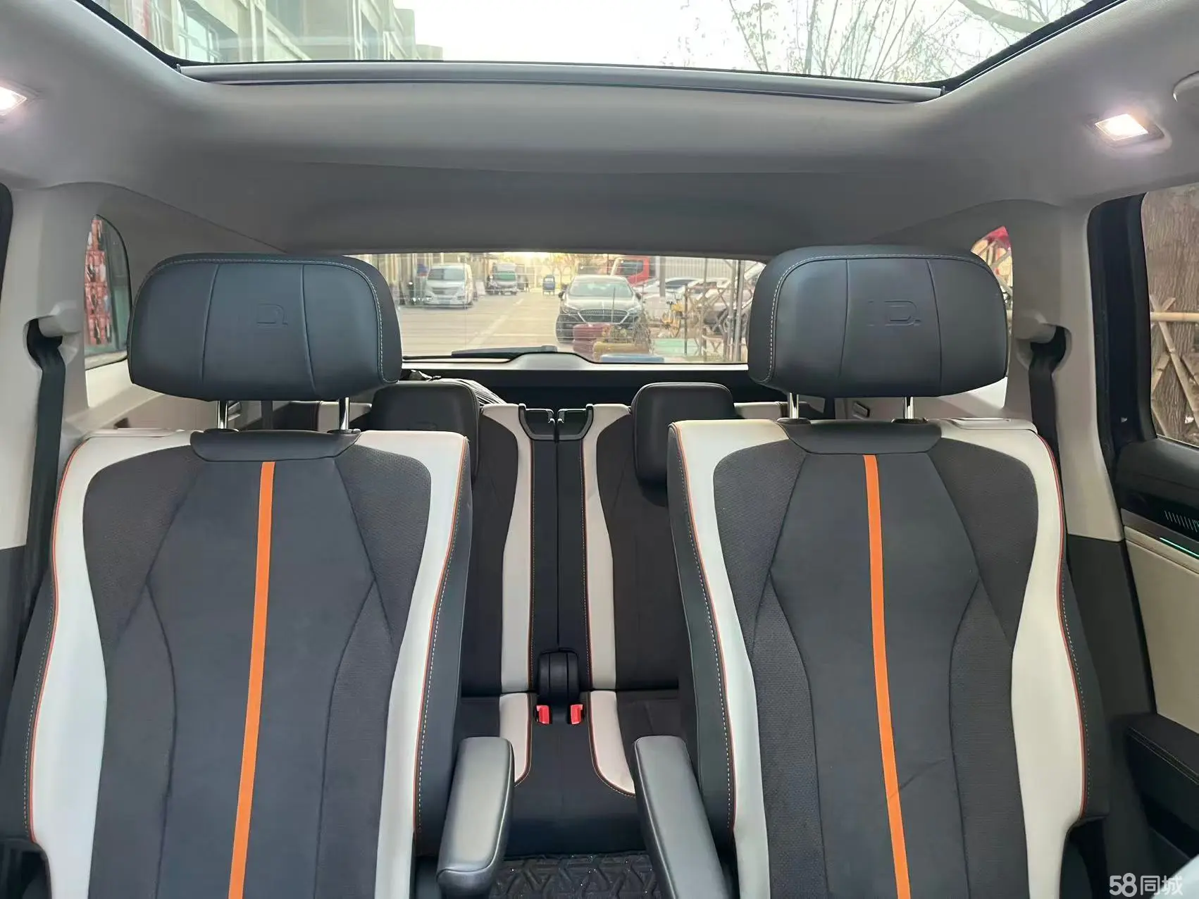 Volkswagen ID.6 X 2022 #10 Volkswagen ID.6 X 2022 car image #10