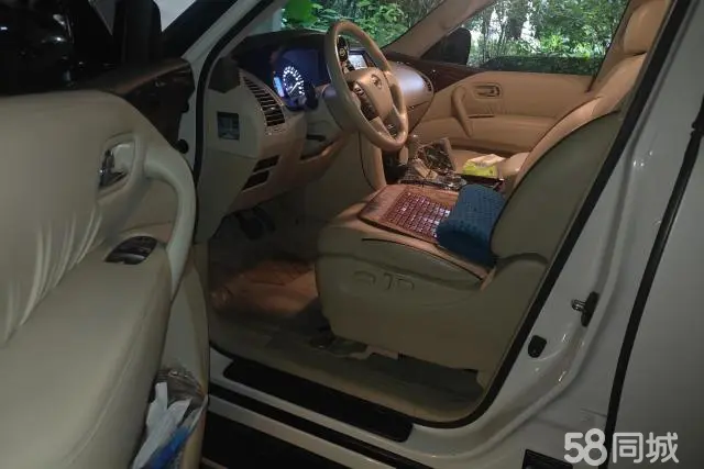 日产 日产GT-R 2019 汽车图片 #10