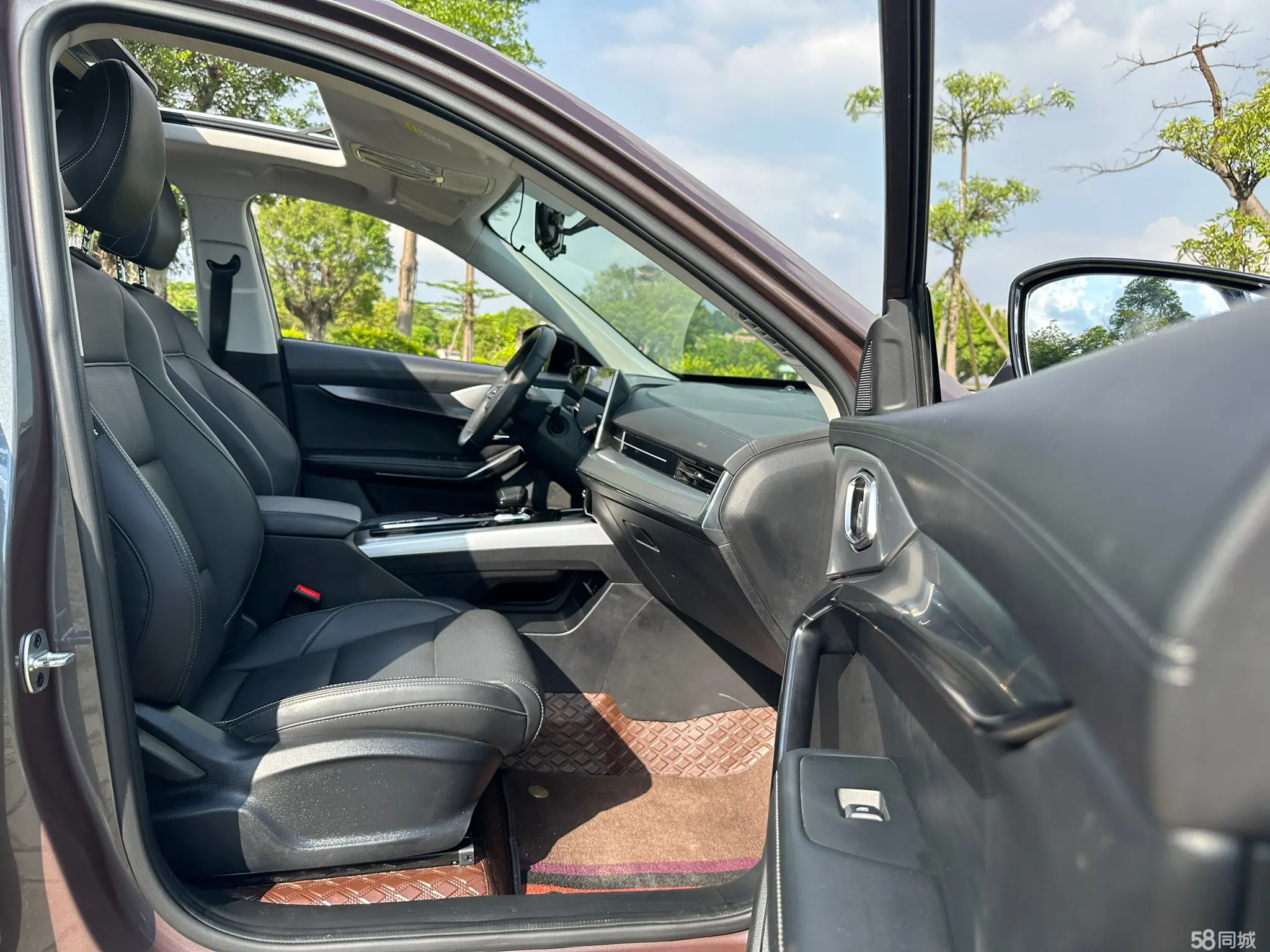 MG GT 2021 car image #10