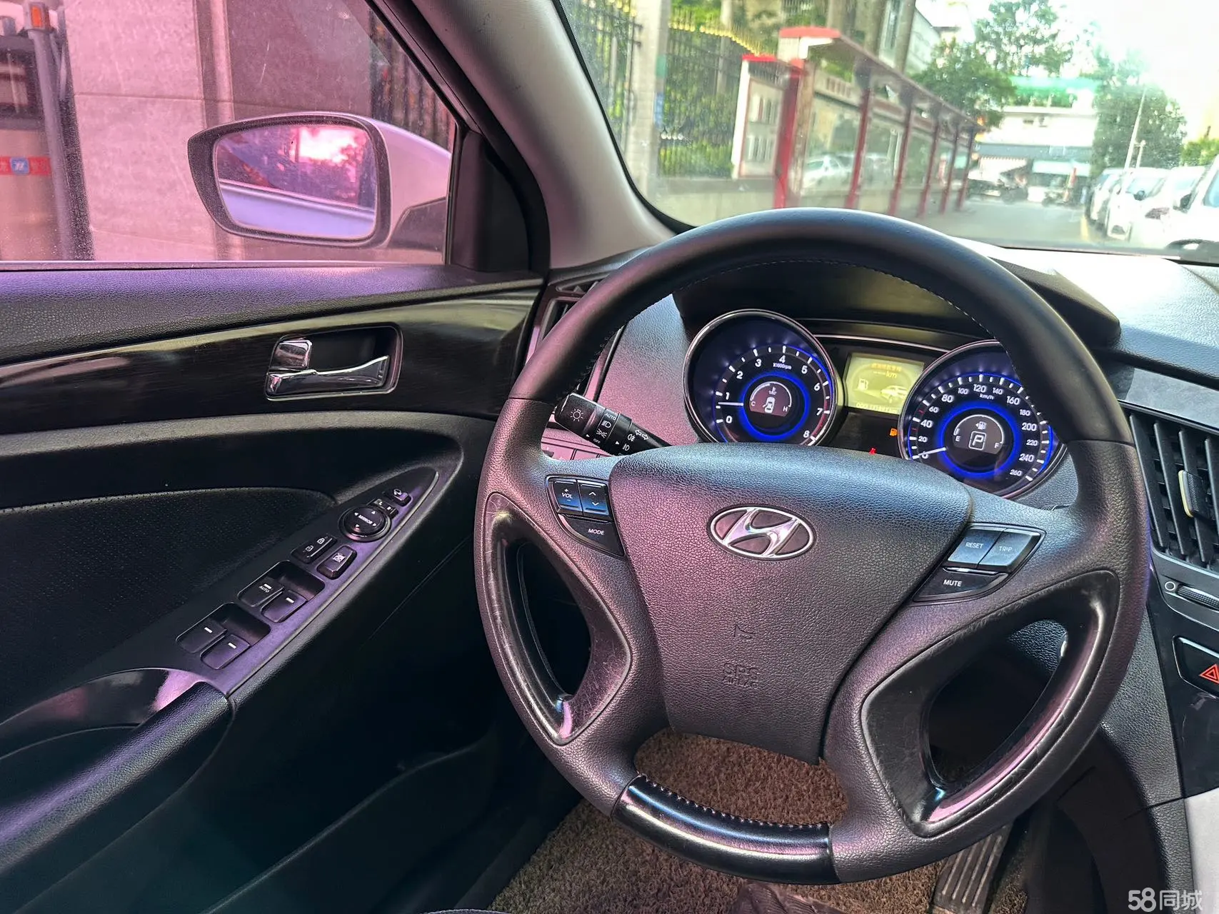 现代 索纳塔 2012 汽车图片 #10