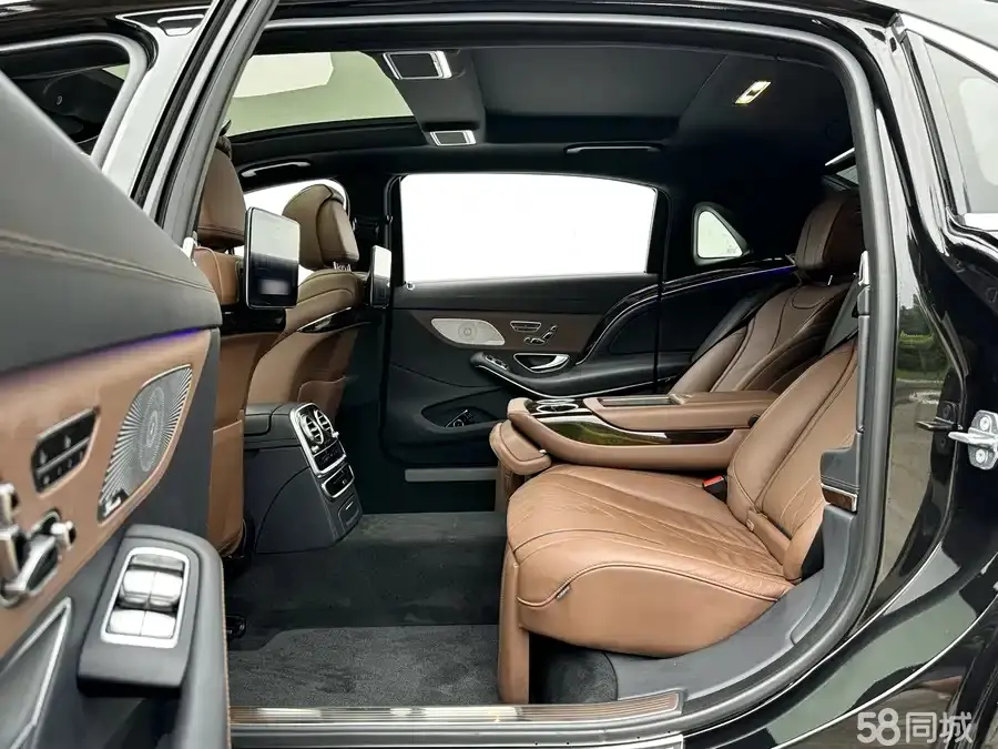 Mercedes-Benz Maybach S Class 2018 car image #10