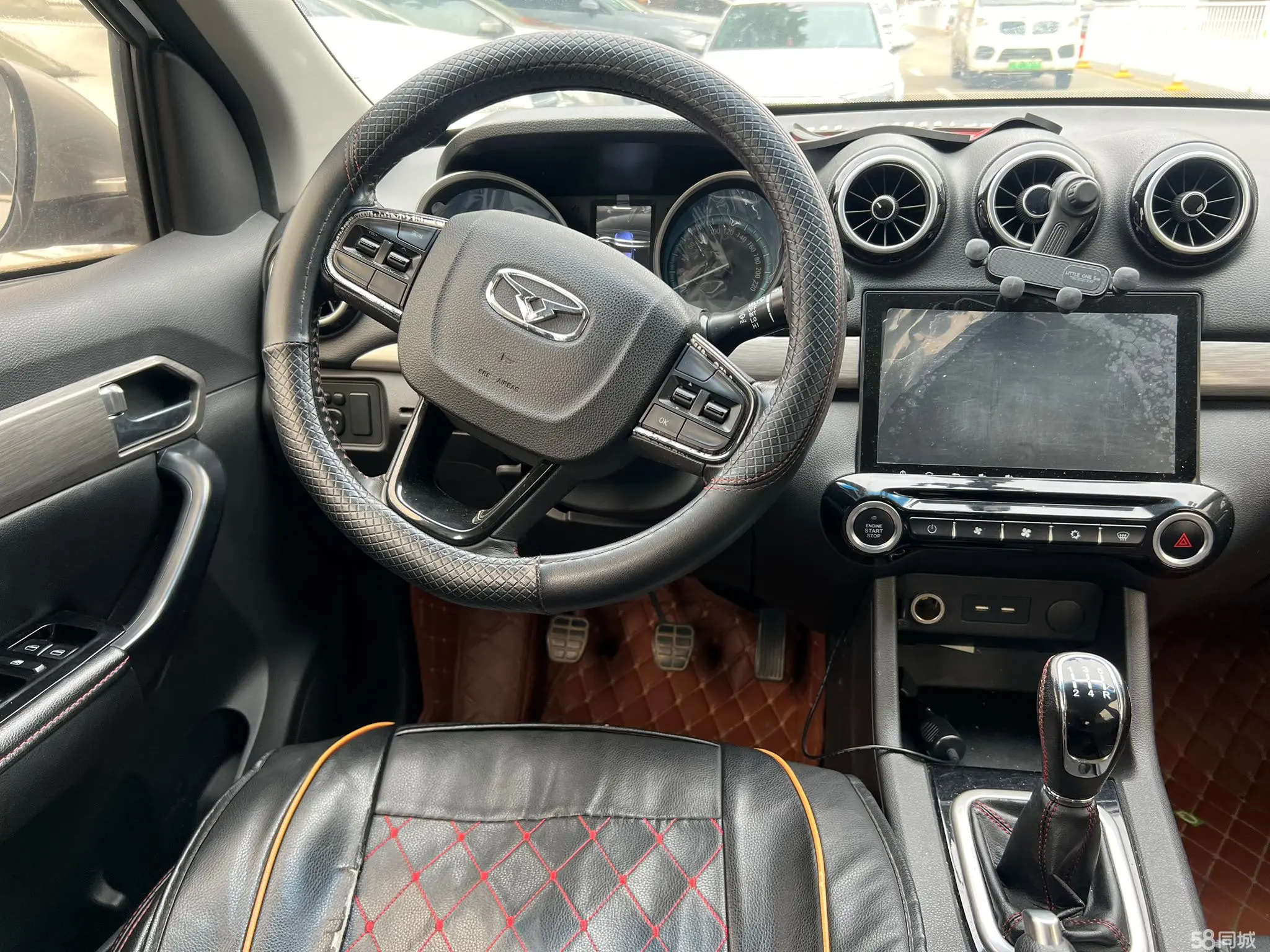 Kaiyi V3 2016 car image #10