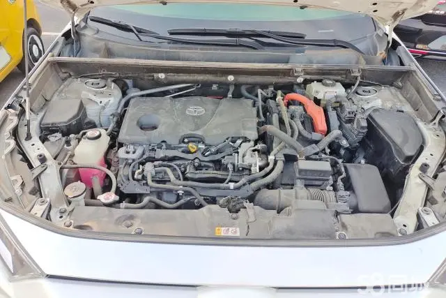 Toyota RAV4 2021 car image #10