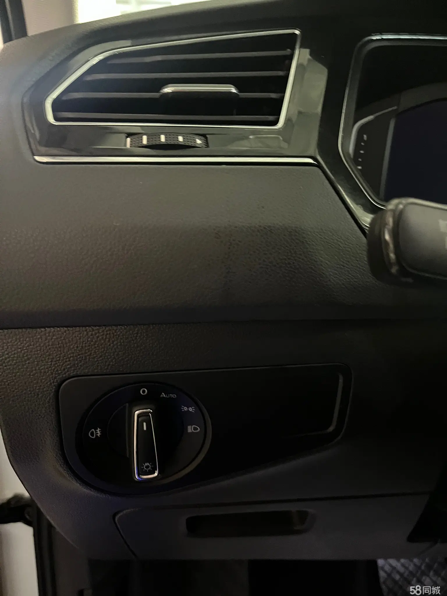 Volkswagen Tiguan L New Energy 2020 изображение автомобиля #10