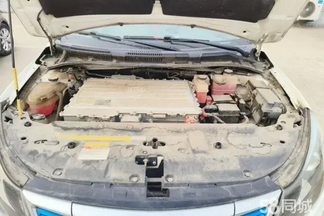 BYD e5 2017 car image #10