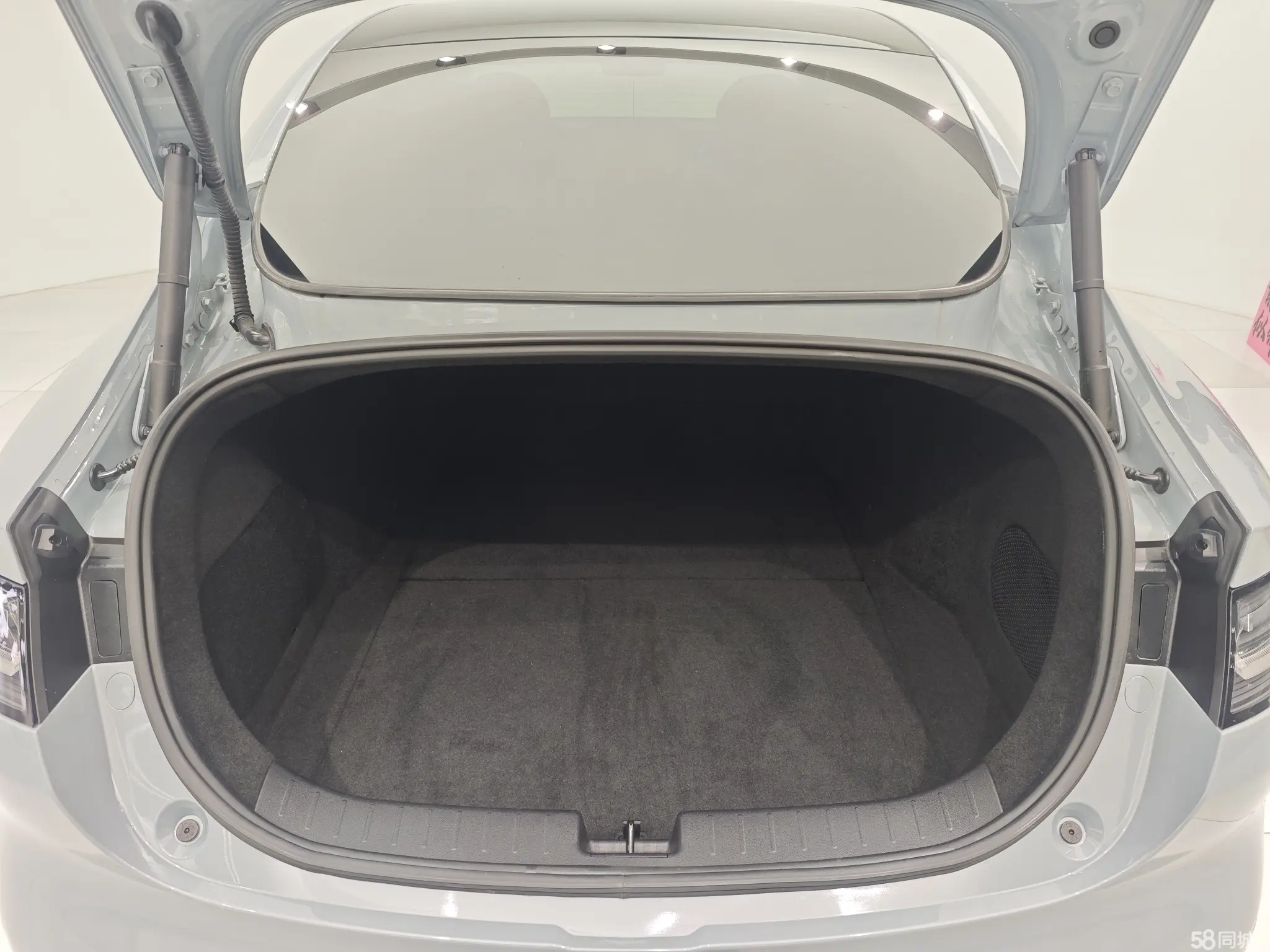 零跑汽车 零跑C01 2024 汽车图片 #10