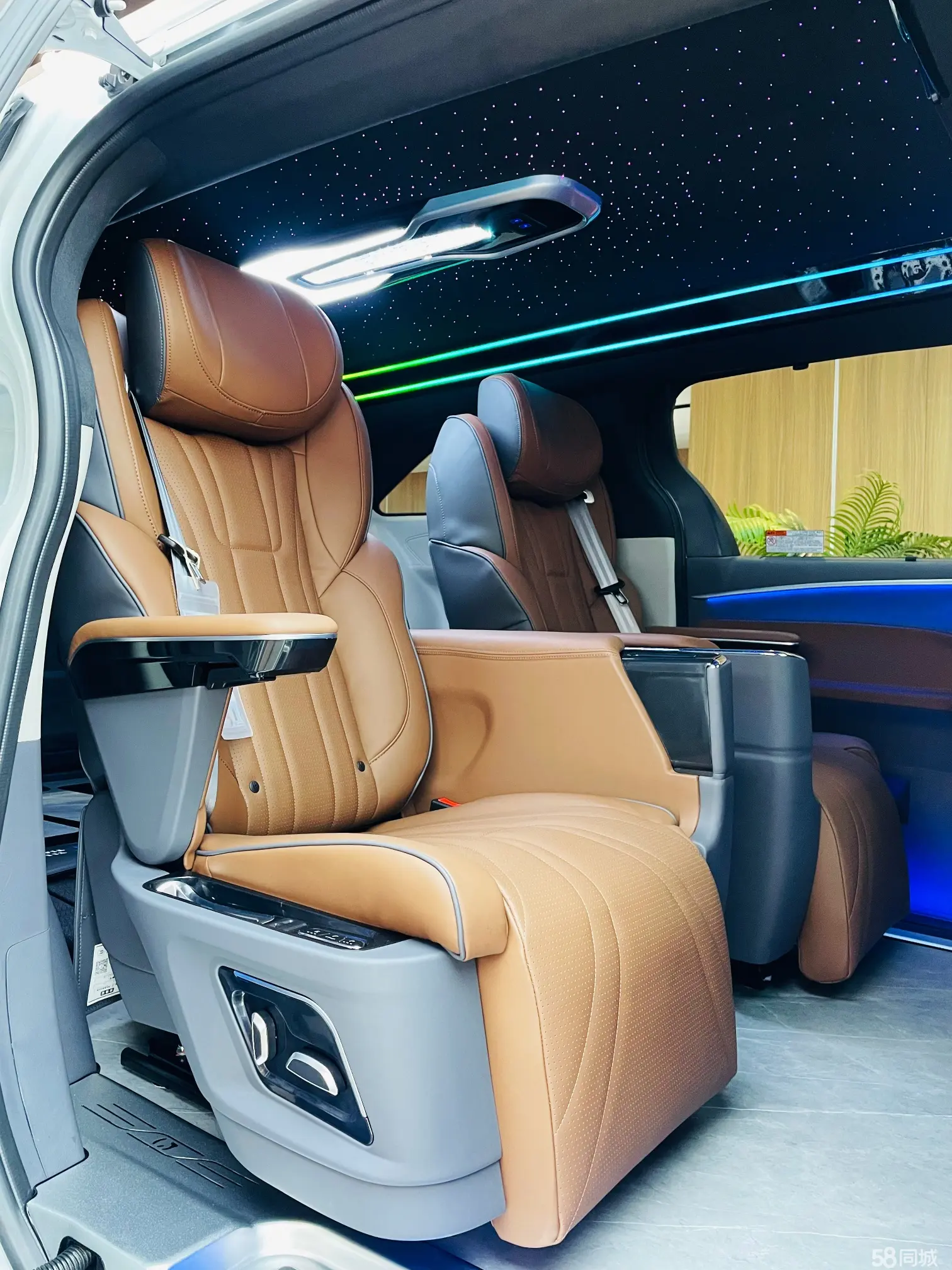 Toyota Sienna 2025 image de voiture #10