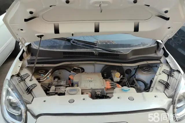 零跑汽车 零跑T03 2022 汽车图片 #10