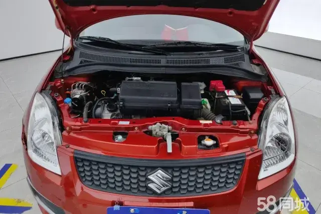 Suzuki Swift 2017 car image #10