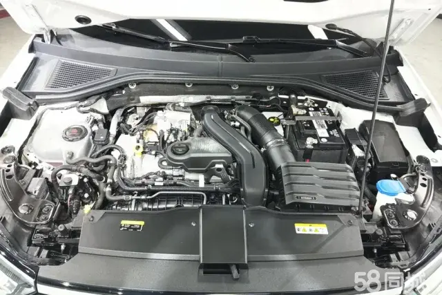 Volkswagen T-Roc 2023 #10 Volkswagen T-Roc 2023 car image #10