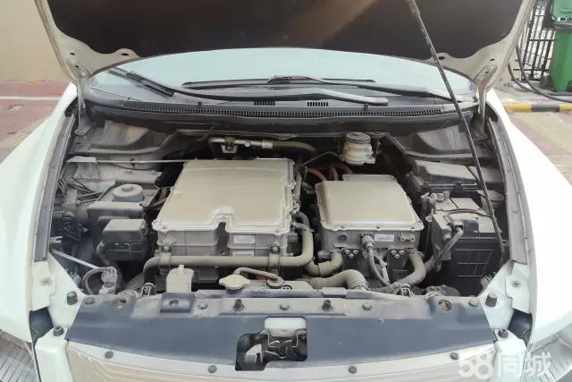 BYD e6 2015 car image #10