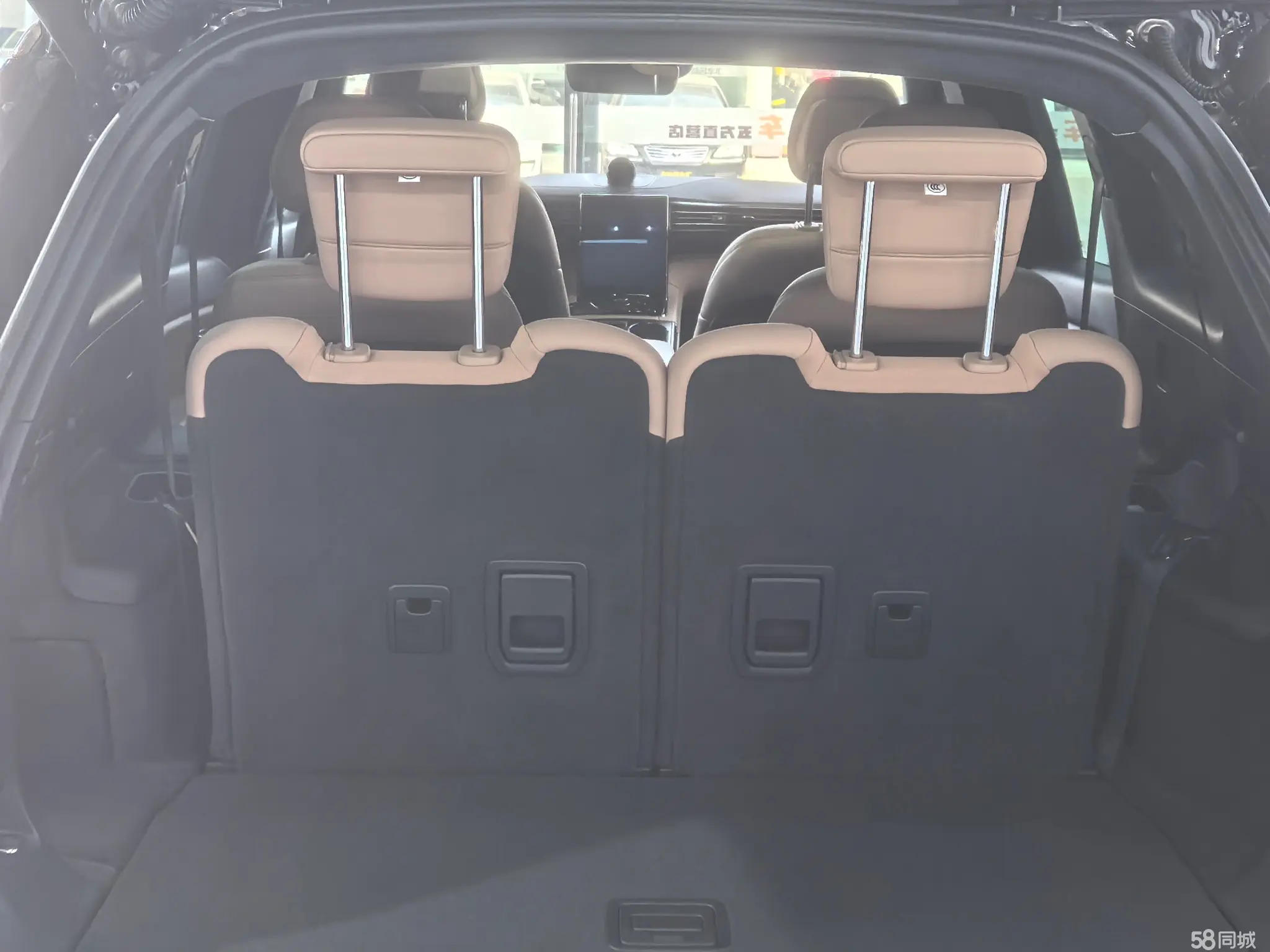 NIO ES8 2020 изображение автомобиля #10