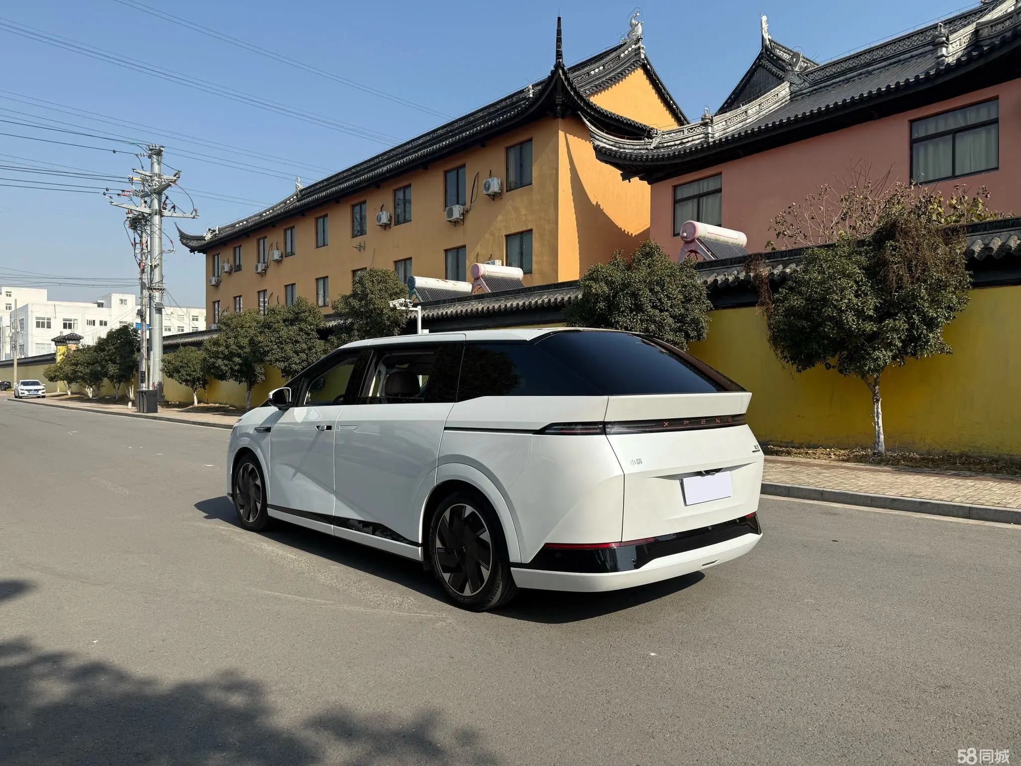 小鹏 小鹏X9 2024 汽车图片 #10