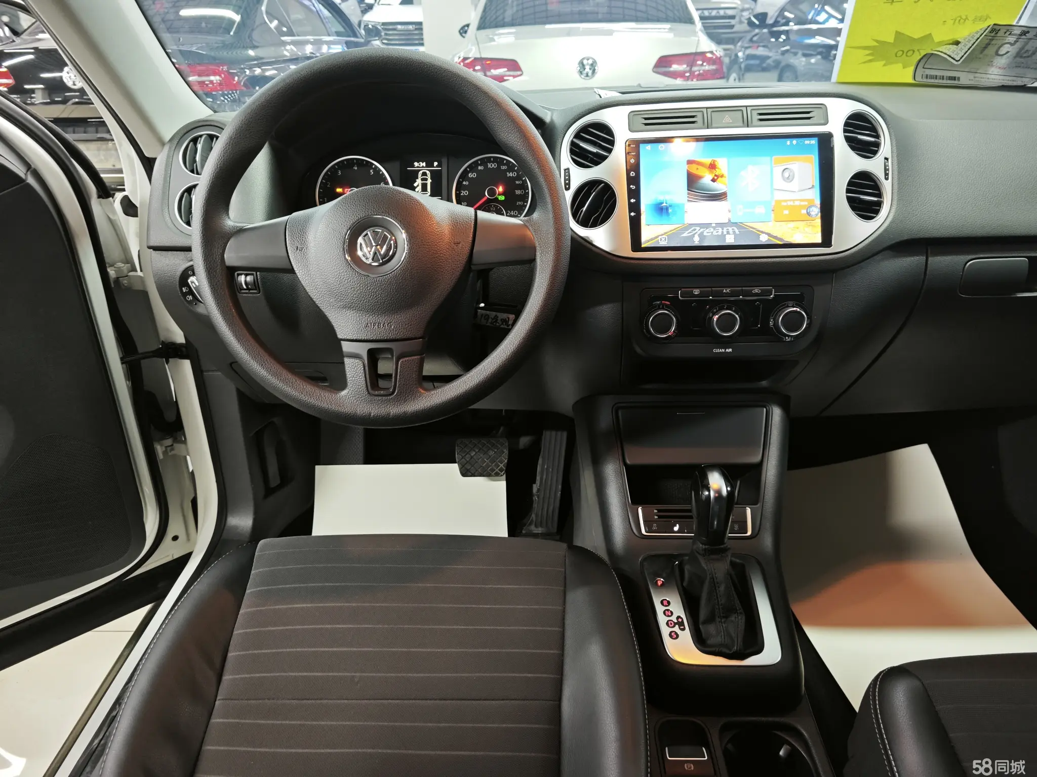 Volkswagen Tiguan 2019 #10 Volkswagen Tiguan 2019 car image #10