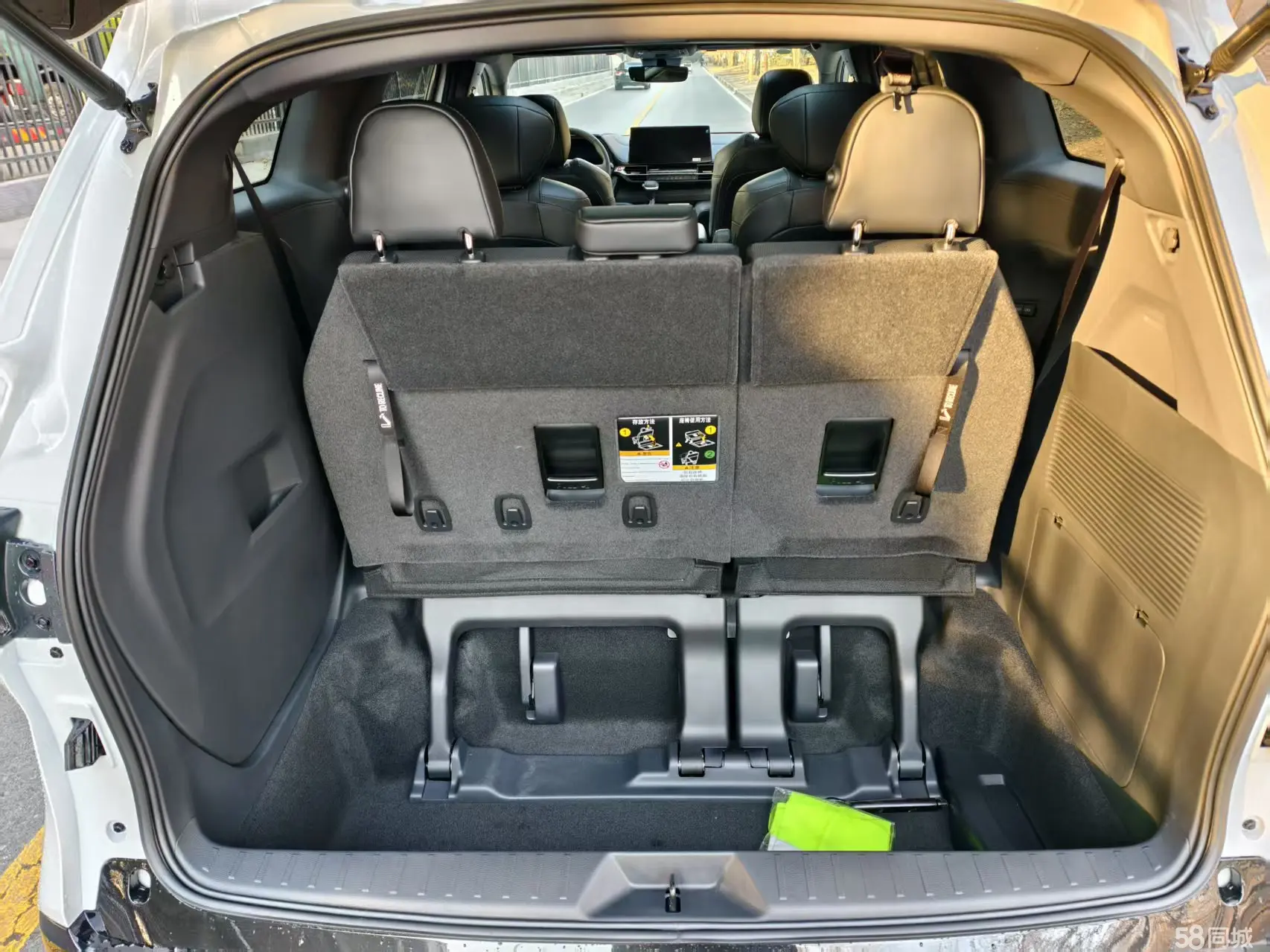 Toyota Granvia 2025 #10 Toyota Granvia 2025 immagine di auto #10