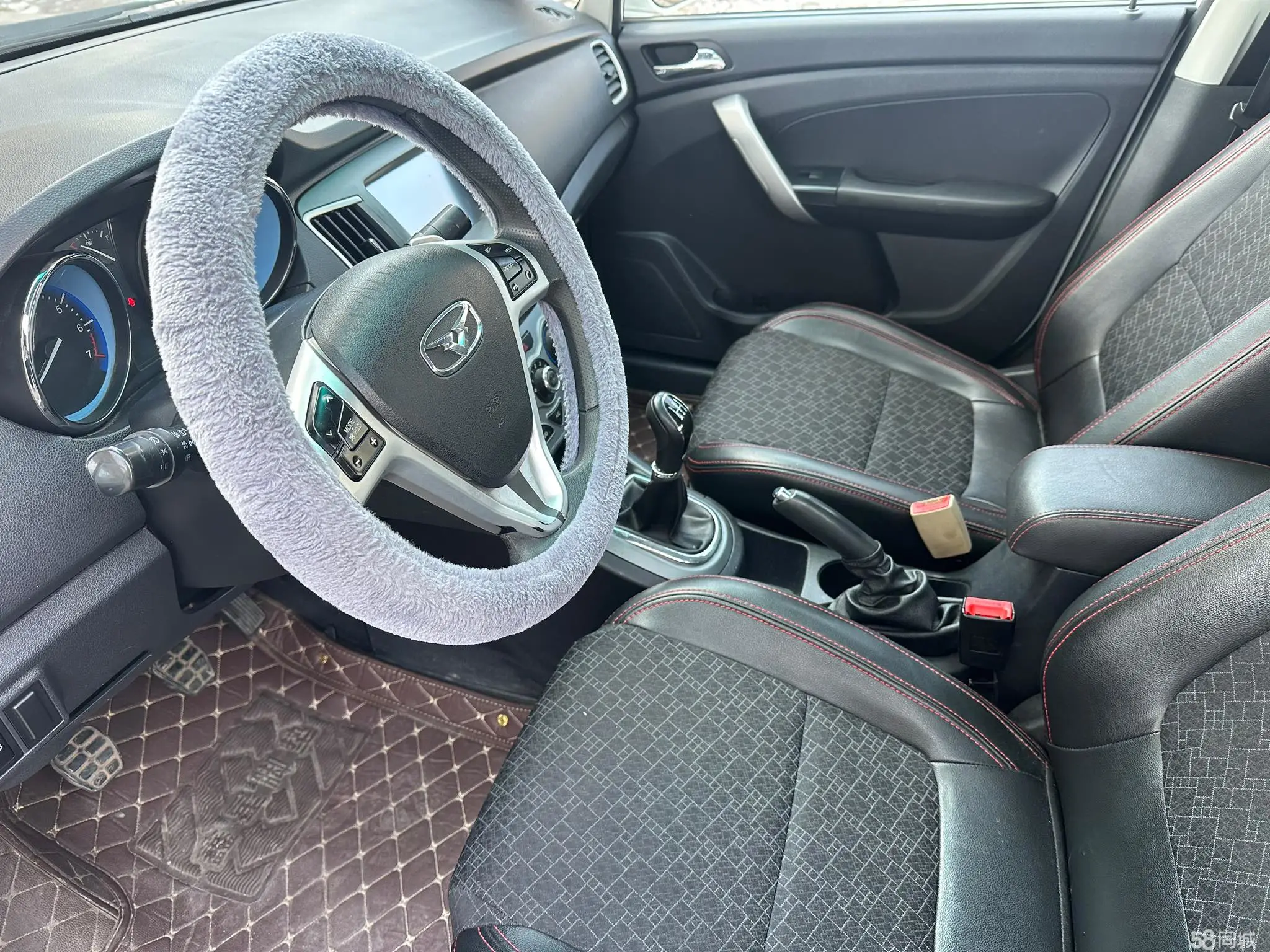 Kaiyi C3 2015 car image #10