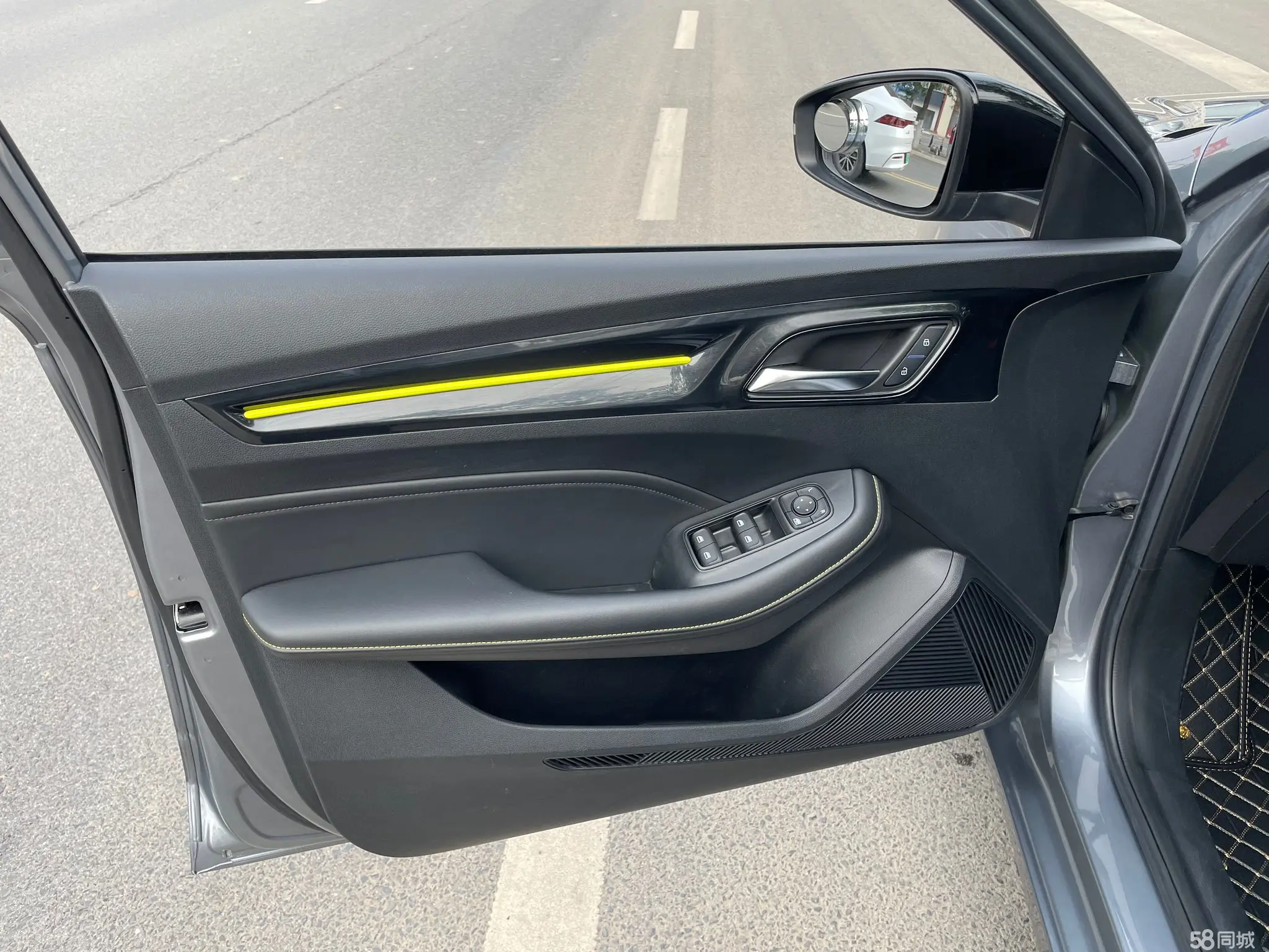 Roewe i5 2022 изображение автомобиля #10