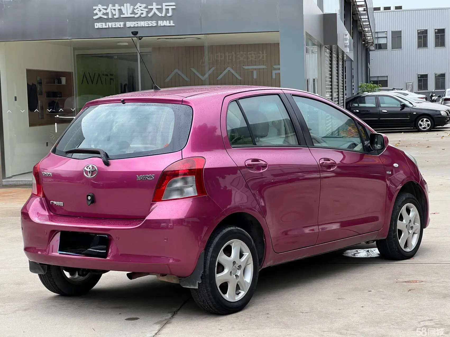 Toyota Yaris 2012 изображение автомобиля #10