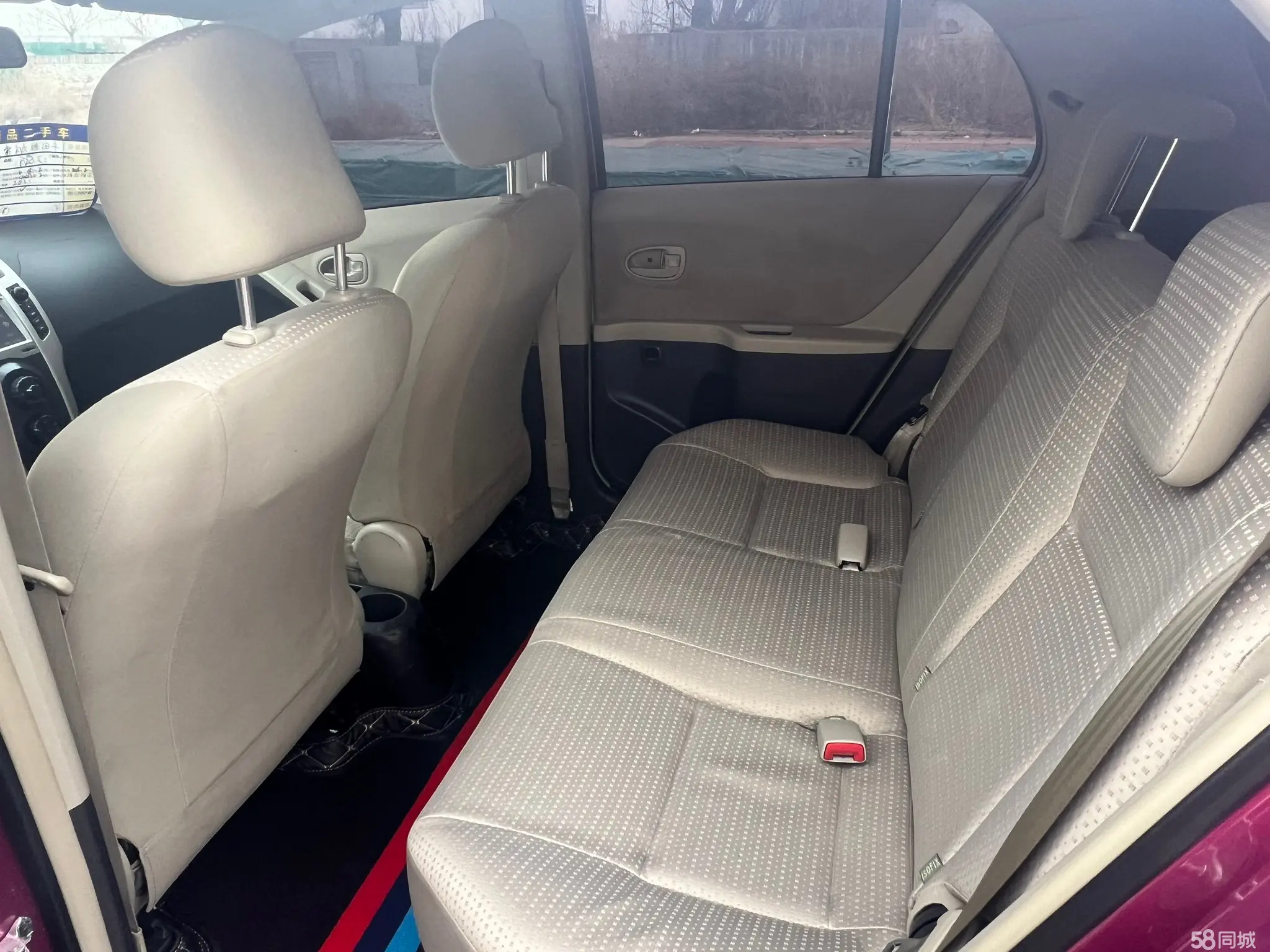 Toyota Yaris 2013 car image #10