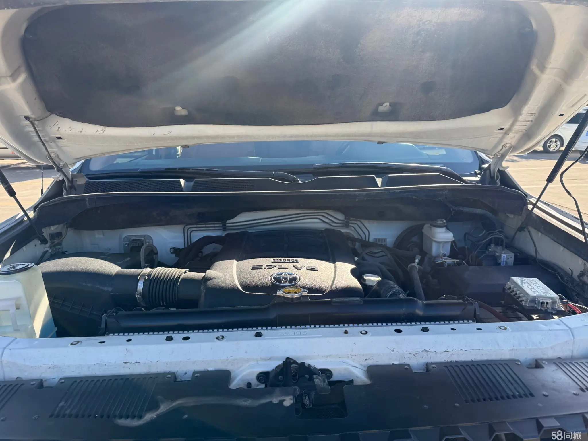 Toyota Tundra 2014 immagine di auto #10