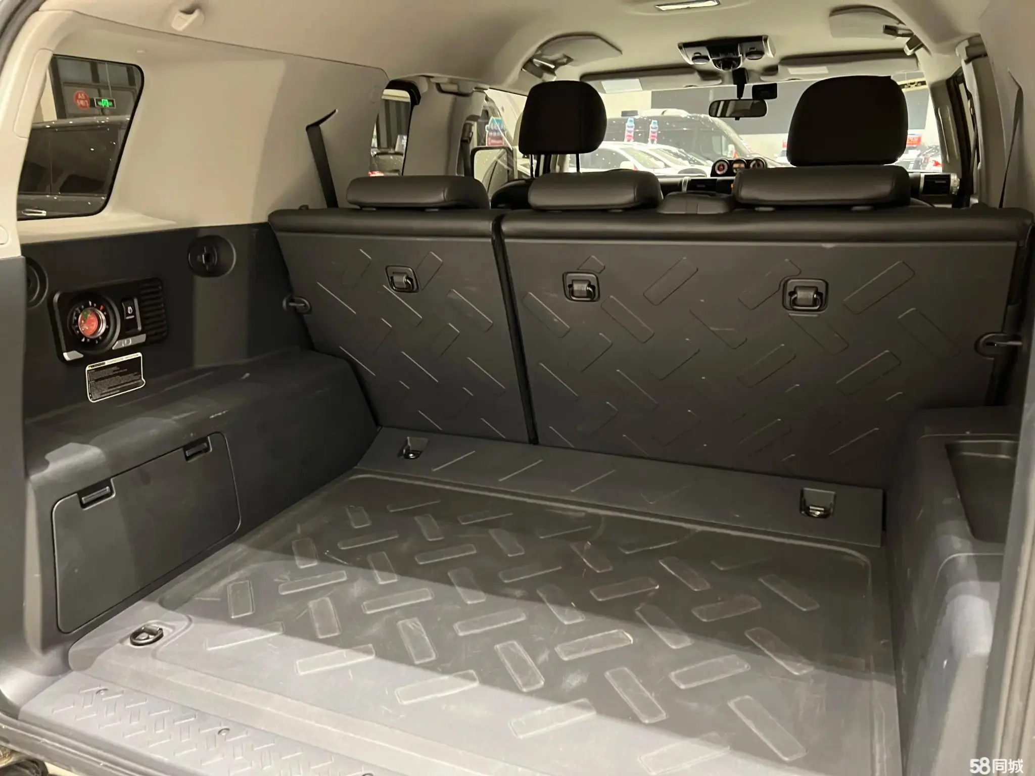 Toyota FJ Cruiser 2019 car image #10