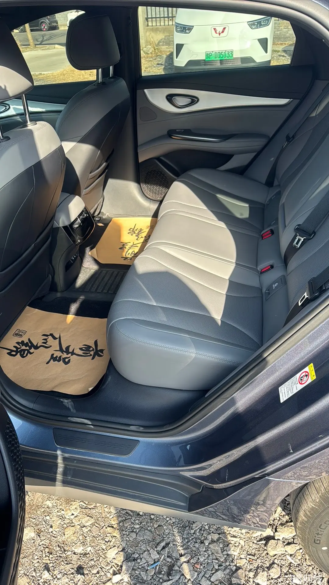 BYD Seal 07 DM-i 2025 car image #10