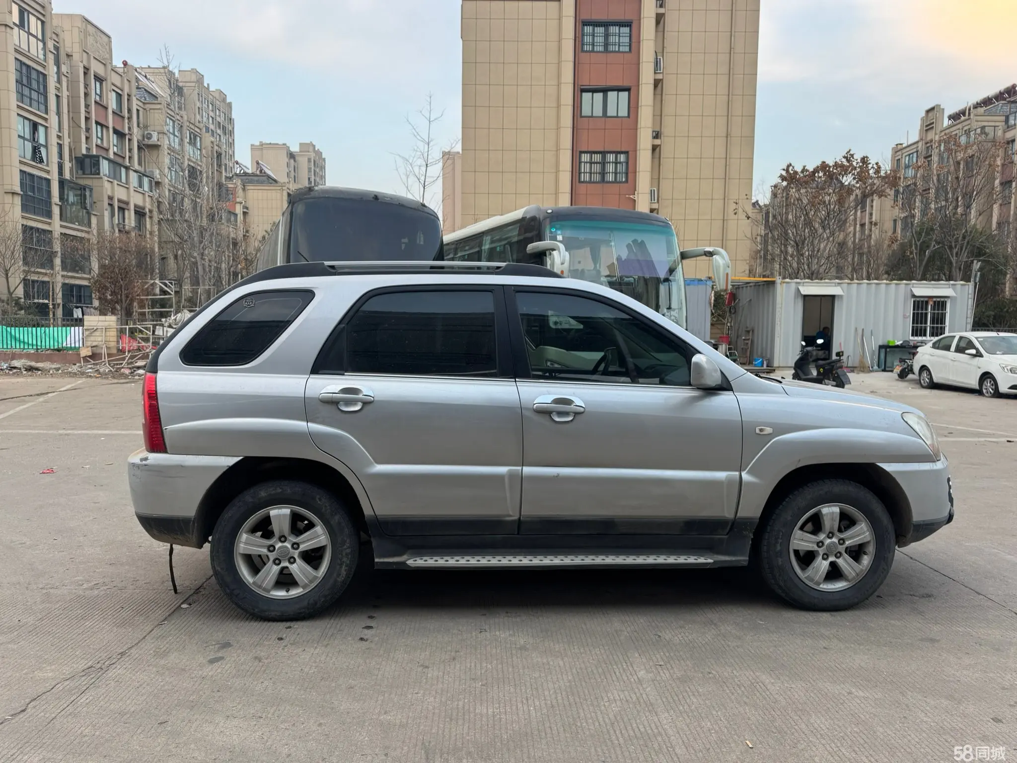 起亚 狮跑 2012 汽车图片 #10