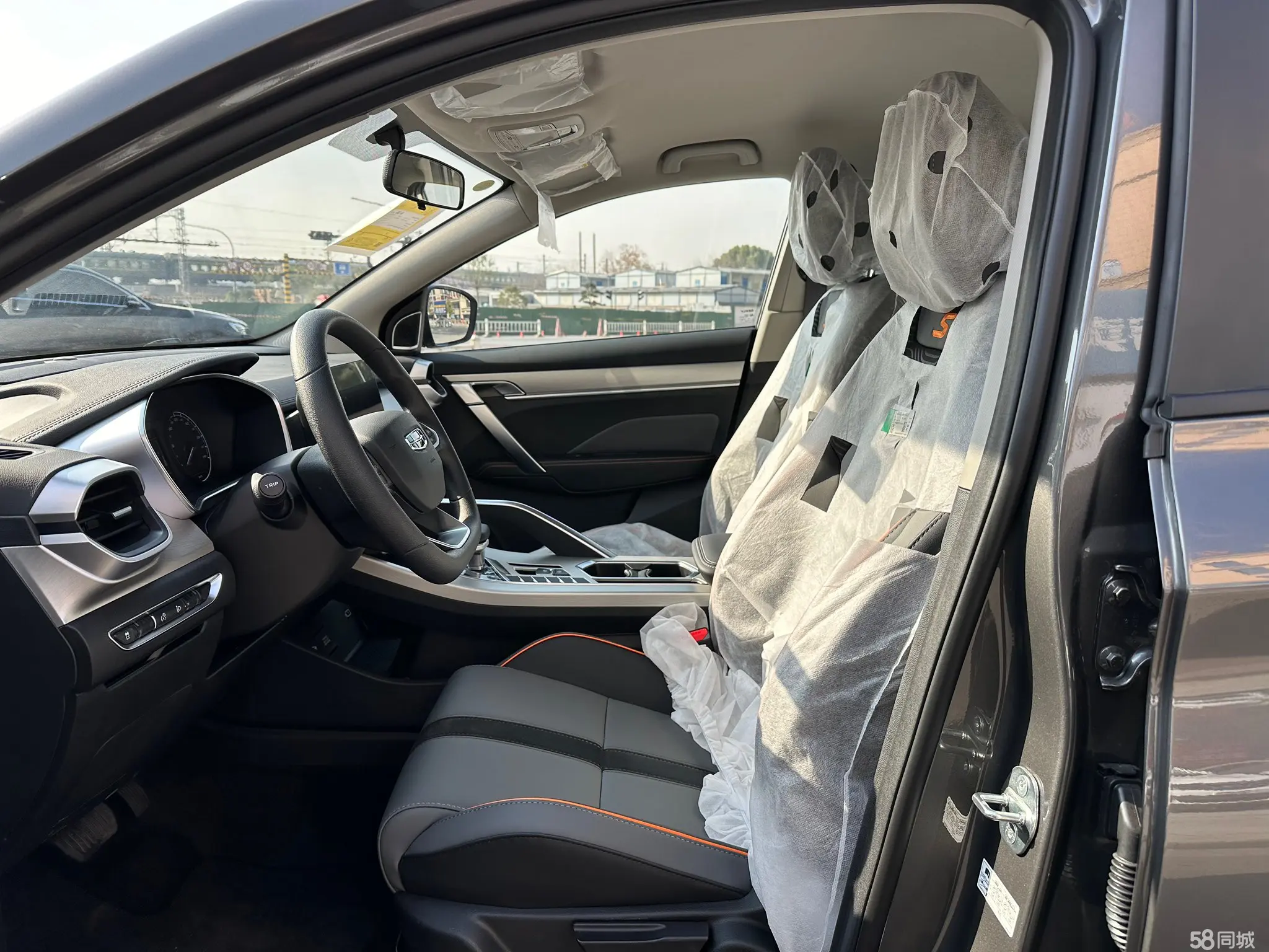 GEELY Coolray 2024 صورة سيارة #10