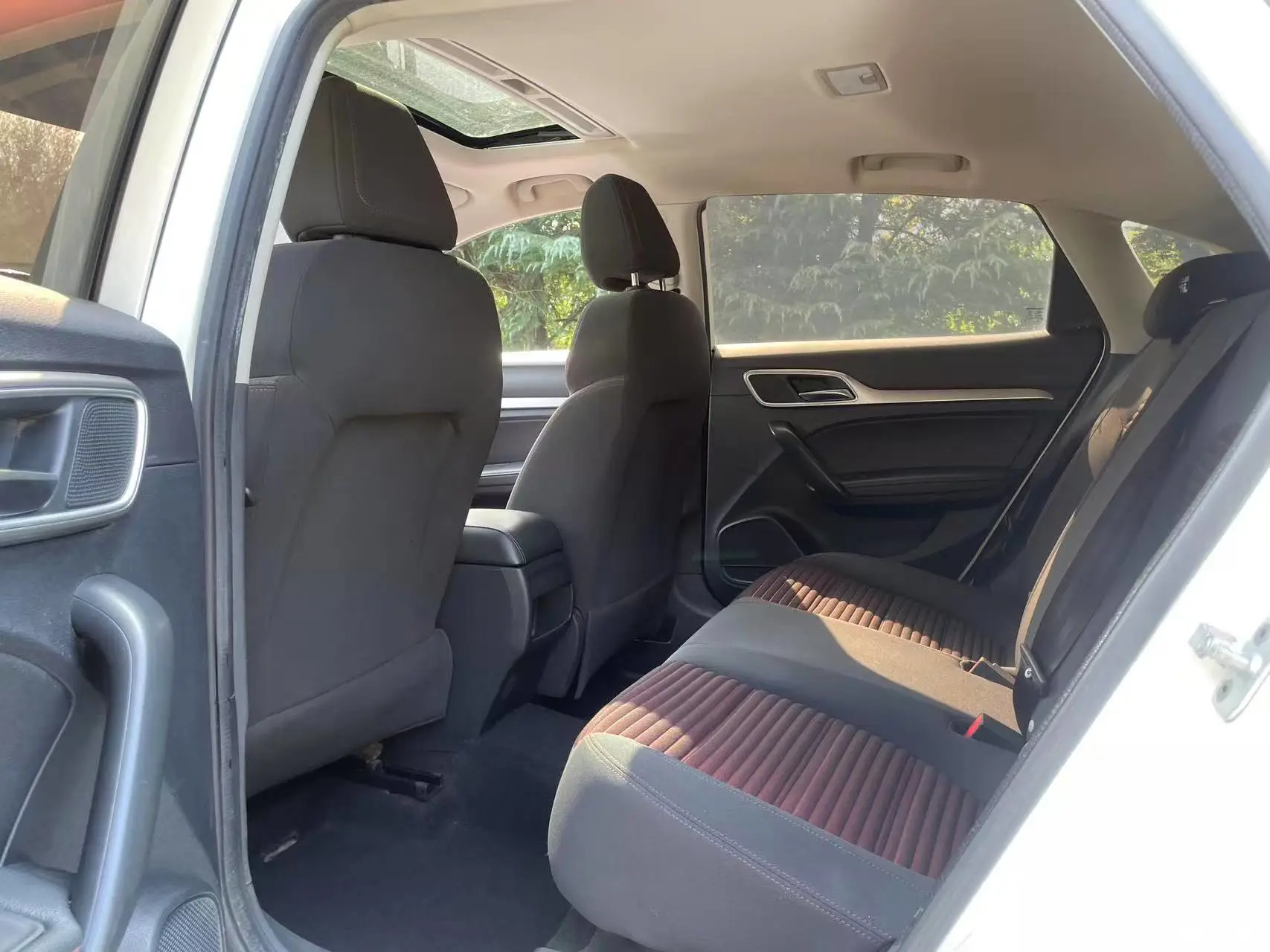 MG 6 2017 immagine di auto #10