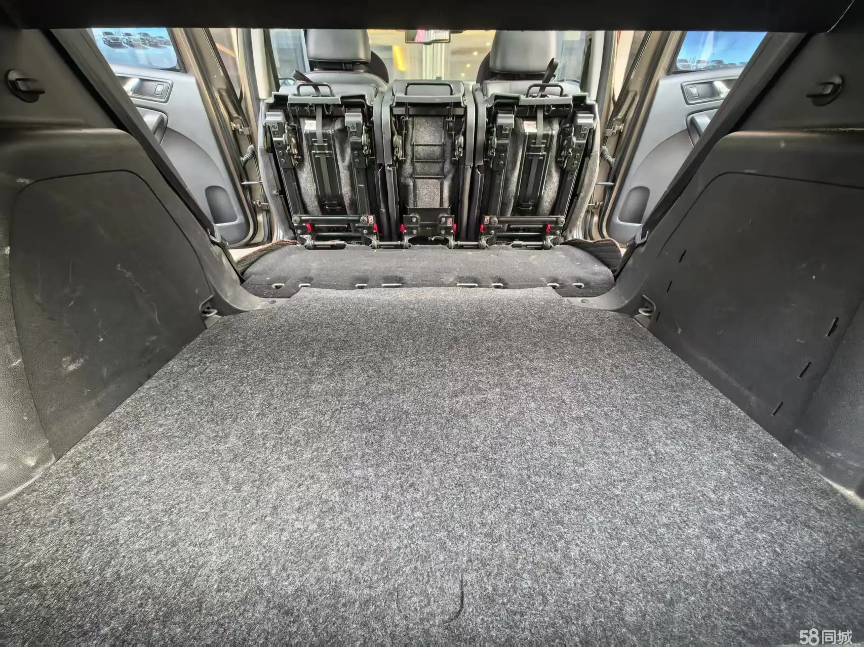 Skoda Yeti 2015 car image #10