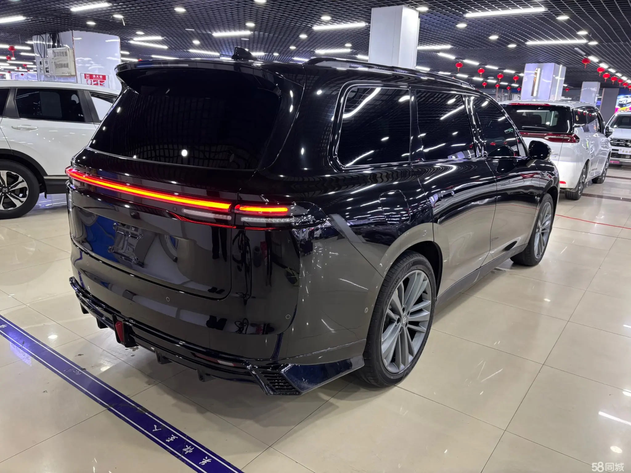 零跑汽车 零跑C16 2025 汽车图片 #10