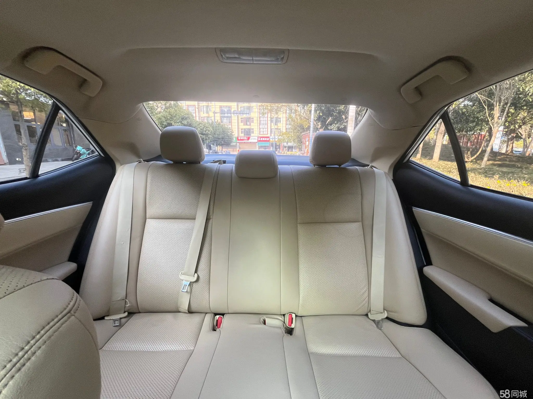 Toyota Corolla Hybird E+ 2019 car image #10