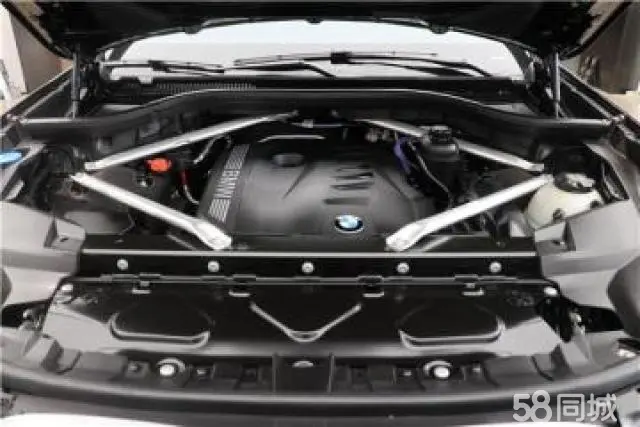 BMW X7 2024 car image #10