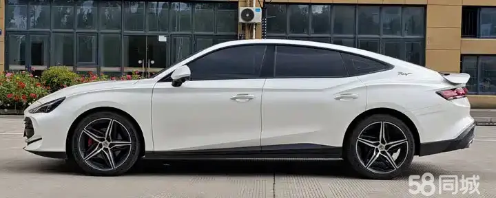 MG 7 2025 imagen de coche #10