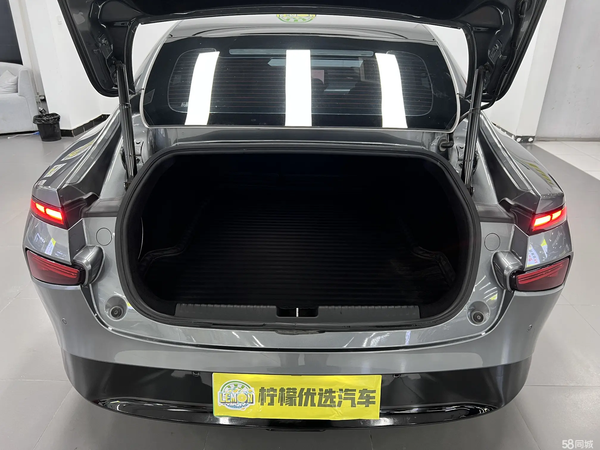 Xpeng P7 2020 imagem de carro #10