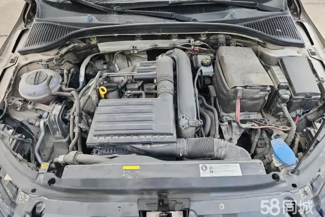 Skoda Octavia 2018 car image #10