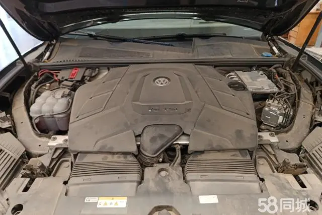 Volkswagen Touareg 2023 car image #10