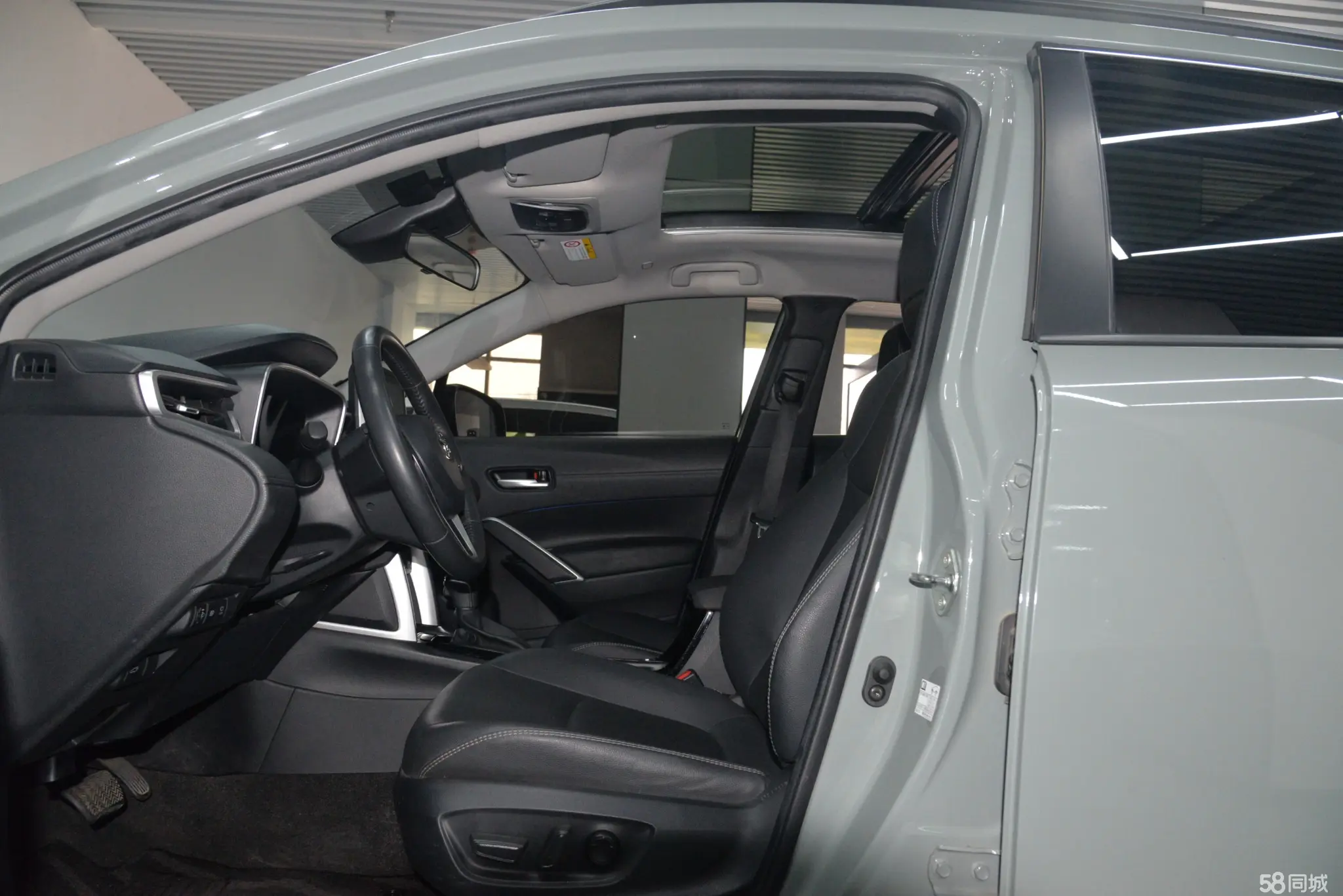 Toyota Corolla Cross 2022 car image #10